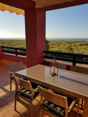 Bonito apartamento en primera línea de playa